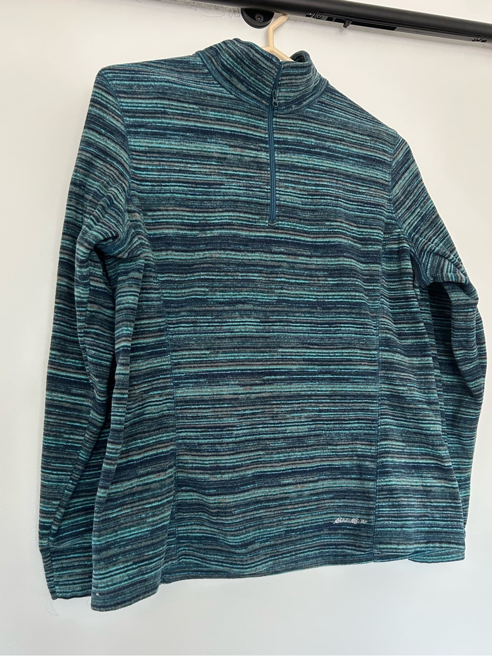 Eddie Bauer Fleece quarter up in blue/green sz L